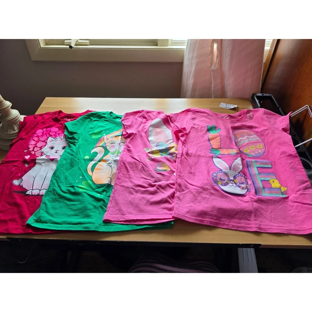 The Childrens Place Girls Graphic Tee Bundle 4 Holiday Theme Size 7/8